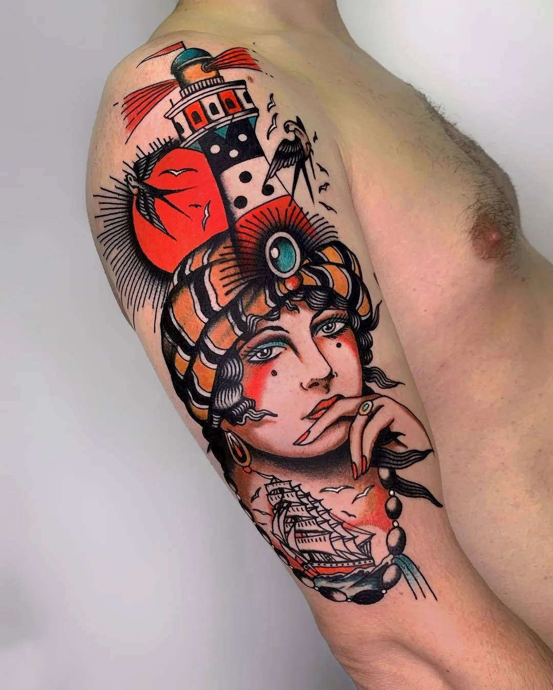 Artista de tattoo Pablo Lillo, tattoo tradicional colorido | Espanha, Barcelona
