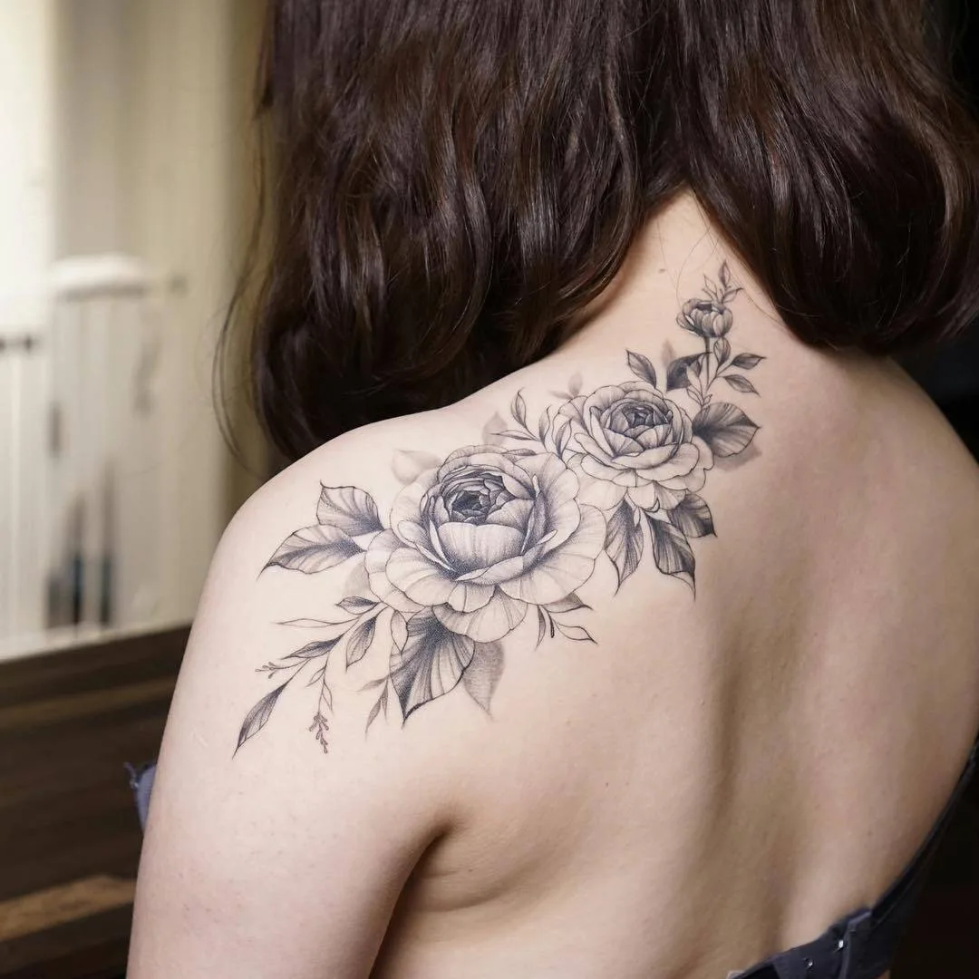 Artista de tatuagem Silo, tatuagem de flores suaves do autor, água cor, tatuagem para meninas | Coreia