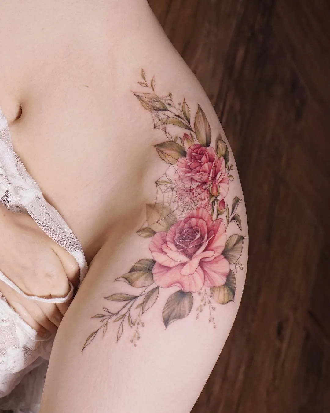 Artista de tatuagem Silo, tatuagem de flores suaves do autor, água cor, tatuagem para meninas | Coreia