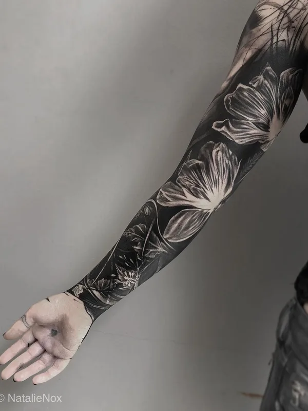 black blackwork tatouage sur full sleeve #35720 | Artiste tatoueur Natalie Mickahlo Nox