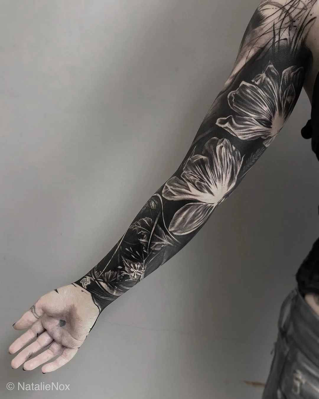 Tattoo artist Natalie Nox, black sketch tattoo, blackwork | Athens, Greece