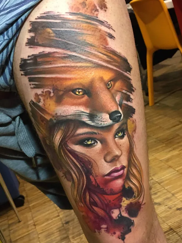 female color realism tatuaje en thigh #39320 | Tatuador FEDE GAS TATTOO
