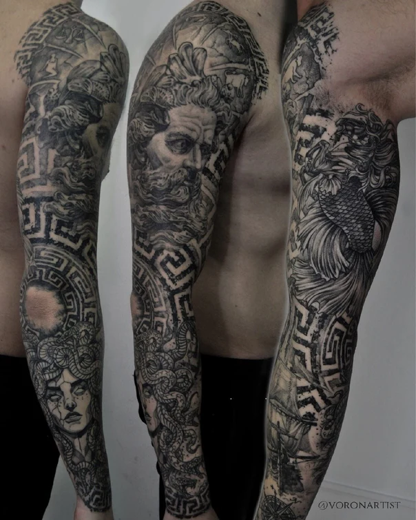 Чёрно-серая Mythological, Geometric tattoo на Полный рукав