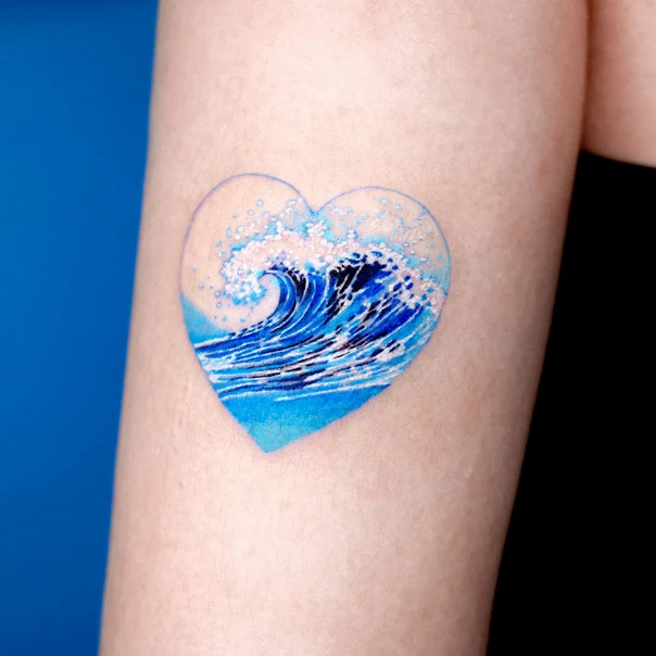 Watercolor Wave, Heart tattoo on Thigh