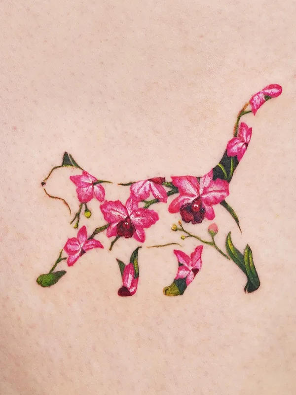 color botanic tattoo on thigh #53582 | Tattoo Artist Fluffyattoo