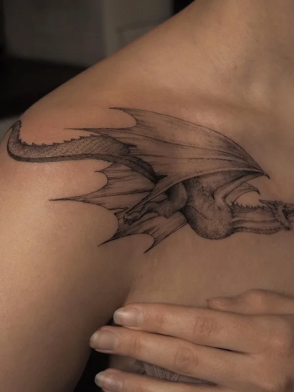 female black and grey sketch Tatuaggio su shoulder #53756 | Tatuatore Яна Гуревич