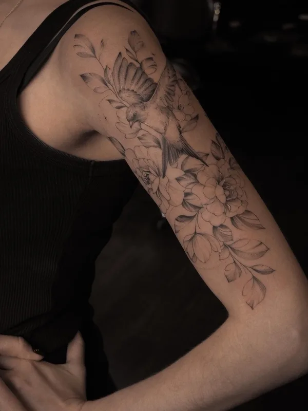 female black and grey fineline Tatuaggio su full sleeve #53757 | Tatuatore Яна Гуревич