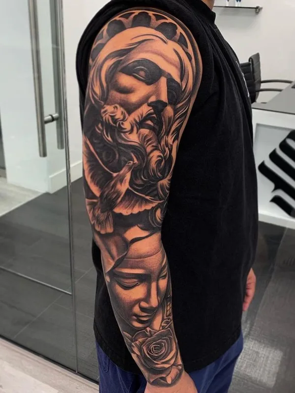 male black and grey realism Tatuaggio su full sleeve #65996 | Tatuatore Lawrence Fong