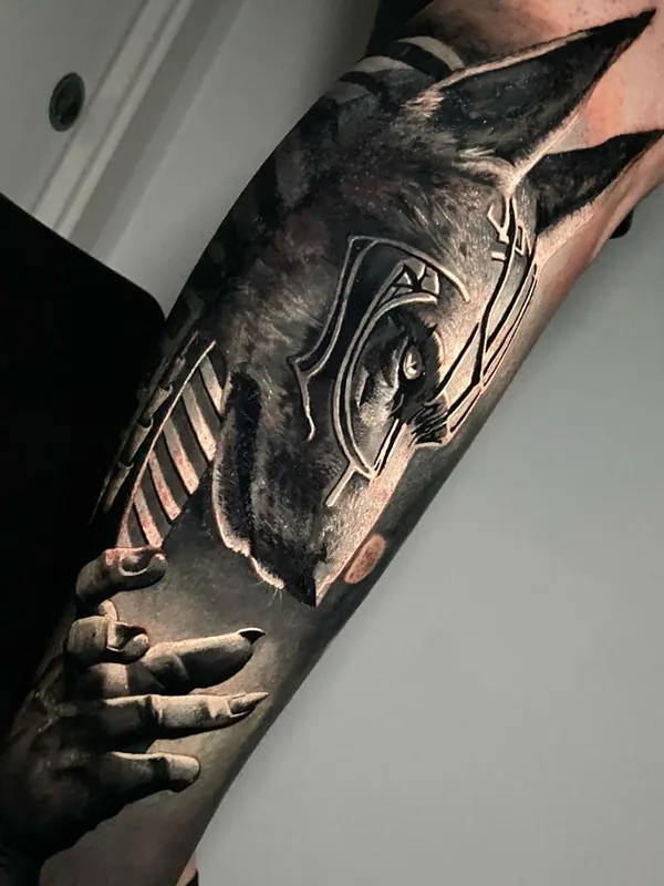 black and grey realism Tatuaggio su forearm #66290 | Tatuatore Alessandro Covallero
