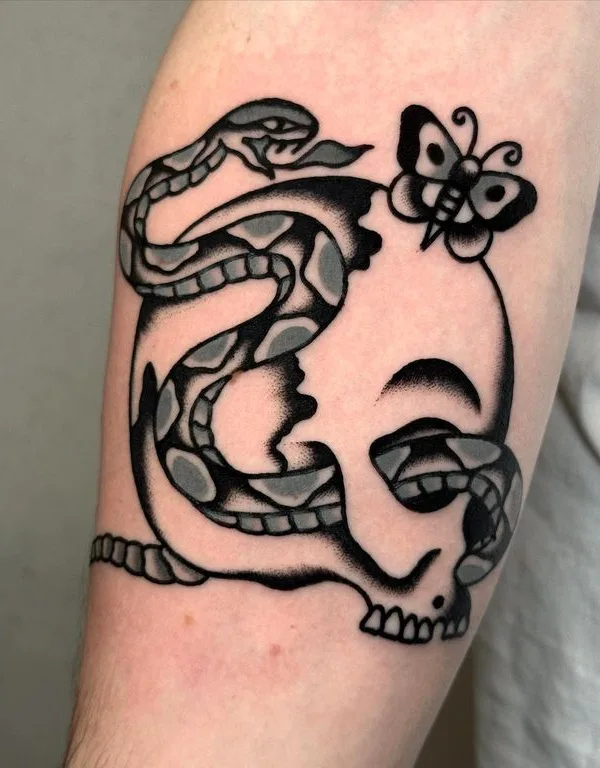 black and grey traditional tatuaje en forearm #66395 | Tatuador Jordalive