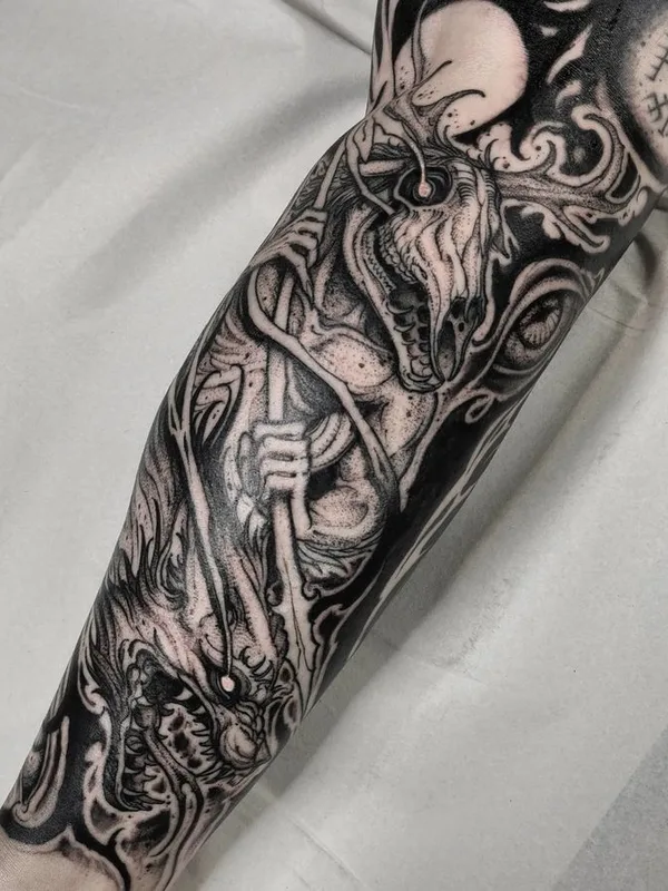 black and grey blackwork 纹身 在 forearm #66462 | 纹身师 Gérard Sathan