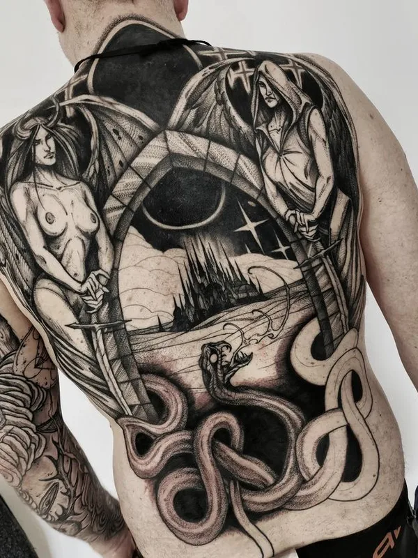 male black and grey blackwork 纹身 在 full back #66467 | 纹身师 Gérard Sathan
