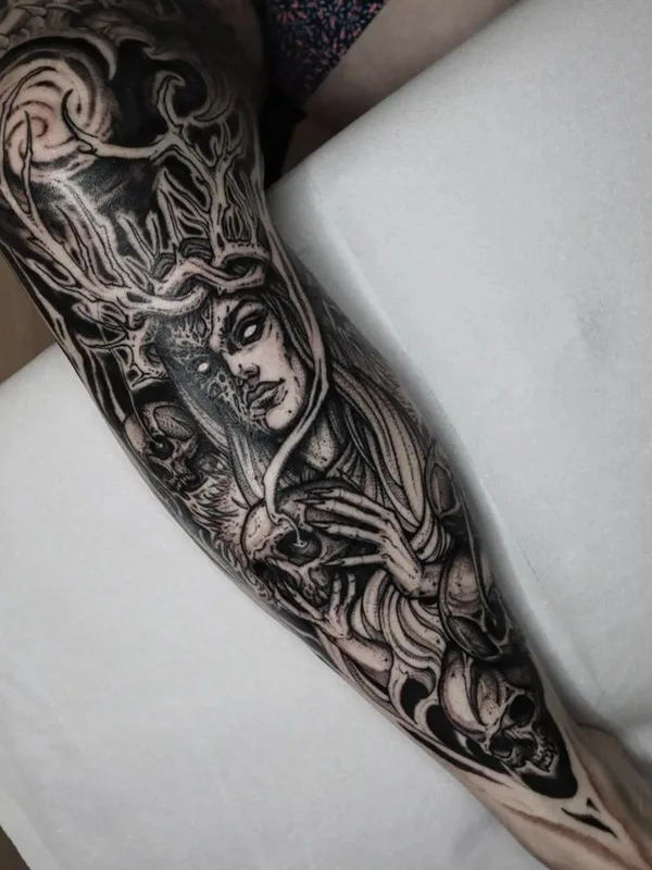 black and grey black and grey 纹身 在 forearm #66468 | 纹身师 Gérard Sathan