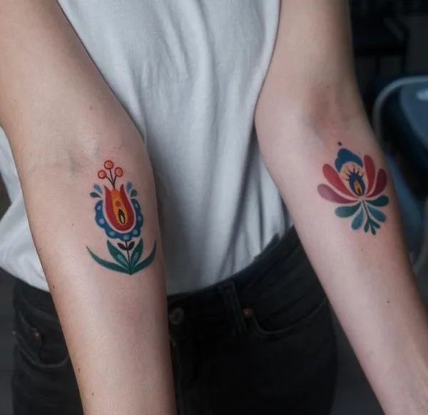 female color illustrative 纹身 在 forearm #66746 | 纹身师 Tihomir Krklec