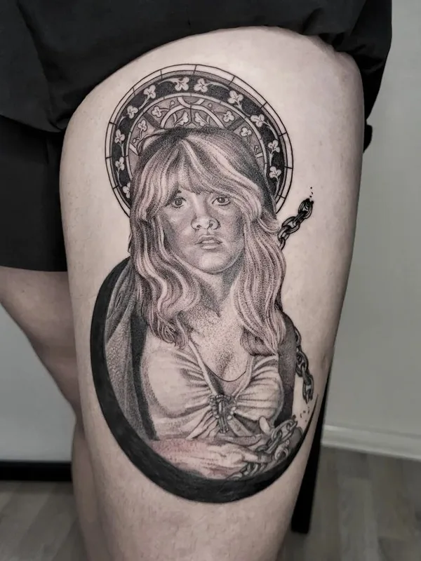 female black and grey black and grey татуировка на thigh #67017 | Тату мастер foxxywallacetattoo