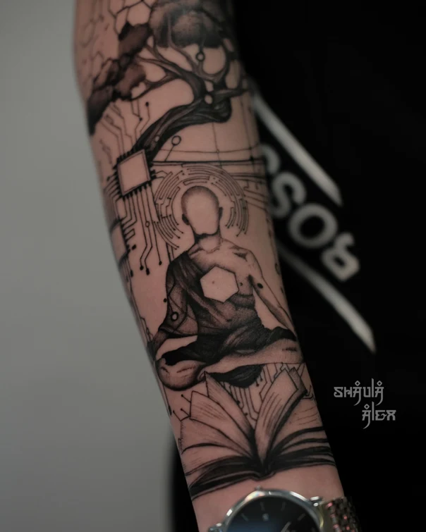 Блэкворк Circuitry, Figure tattoo на Предплечье