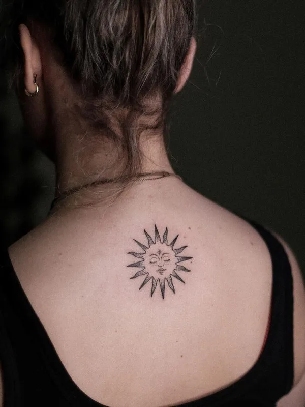 female black linework татуировка на upper back #67489 | Тату мастер Catarina Rebelo