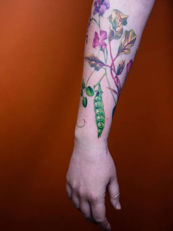 color botanic tatuaje en forearm #67536 | Tatuador Magdalena Bujak