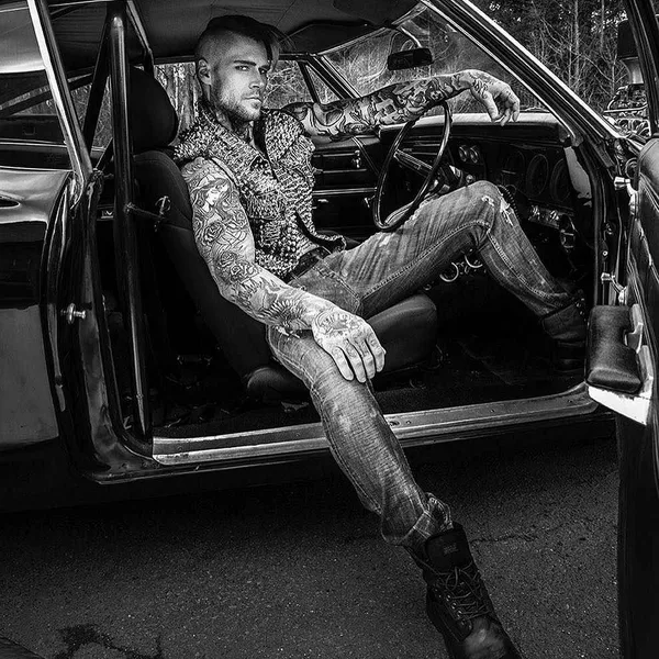 Tatuaggio #10550 | Modello di tatuaggi Marshall Perrin