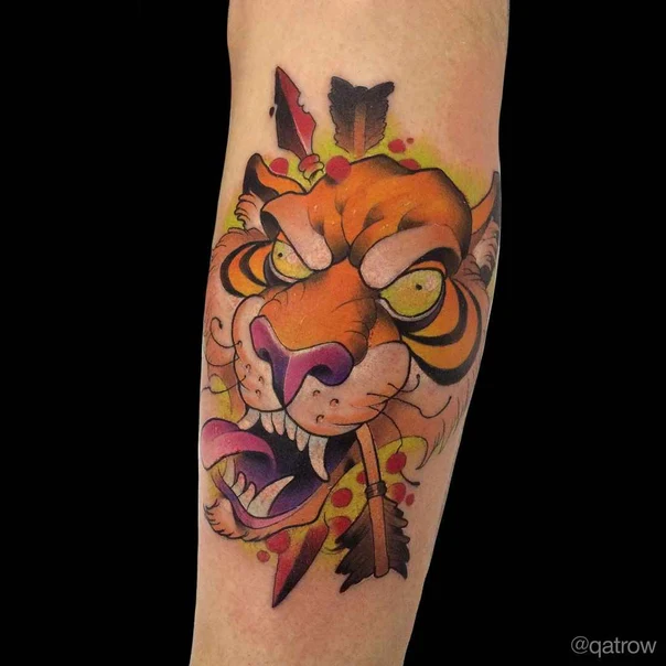 Нью-скул Tiger, Arrow tattoo на Предплечье