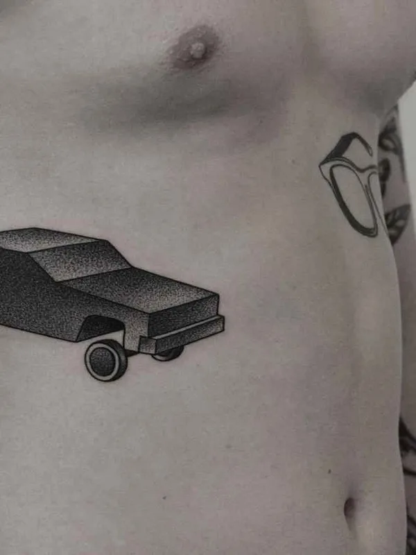 male black and grey blackwork tattoo on ribcage #10825 | Tattoo Artist Илья Брезинский