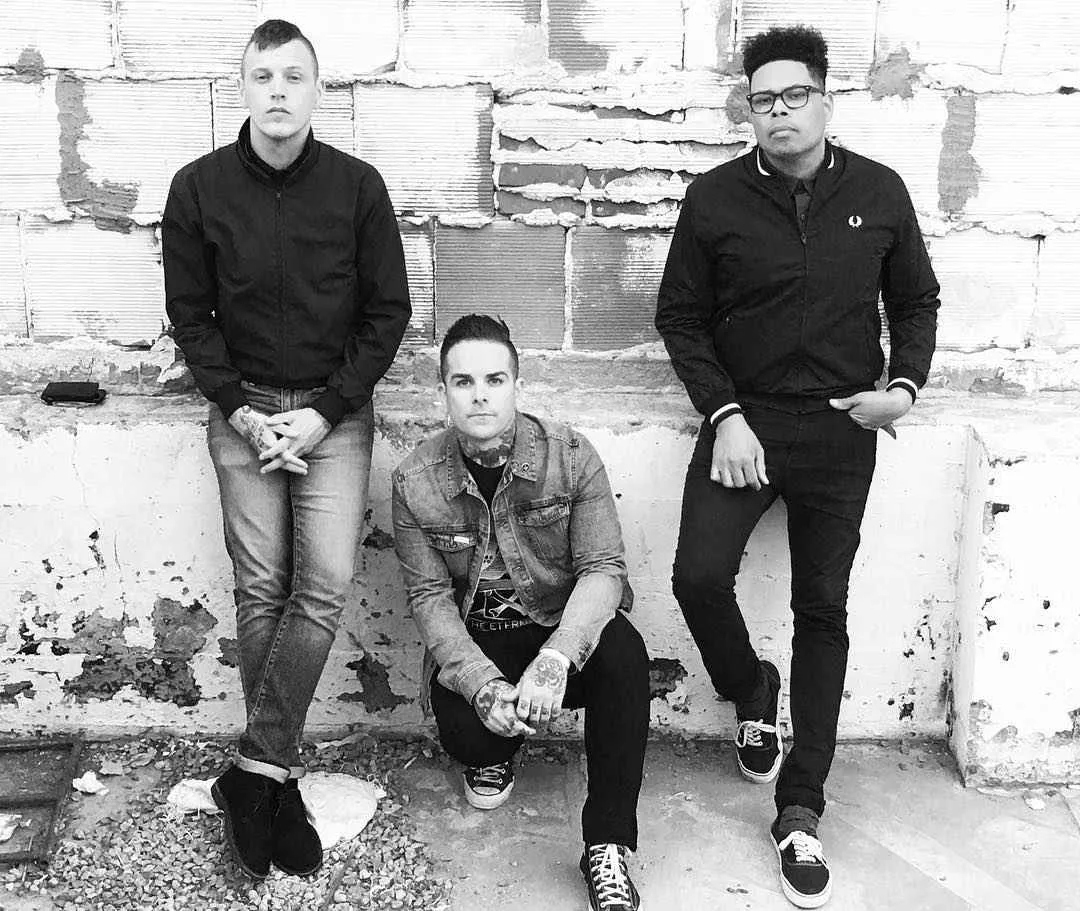 Tattoo master and musician Dan Smith, punk band SHARP / SHOCK | USA, England, New Zealand