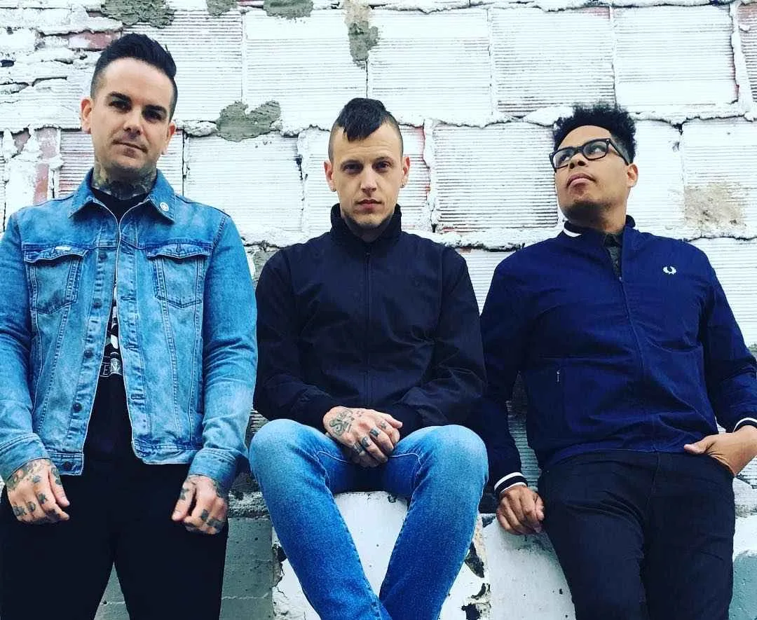 Tattoo master and musician Dan Smith, punk band SHARP / SHOCK | USA, England, New Zealand