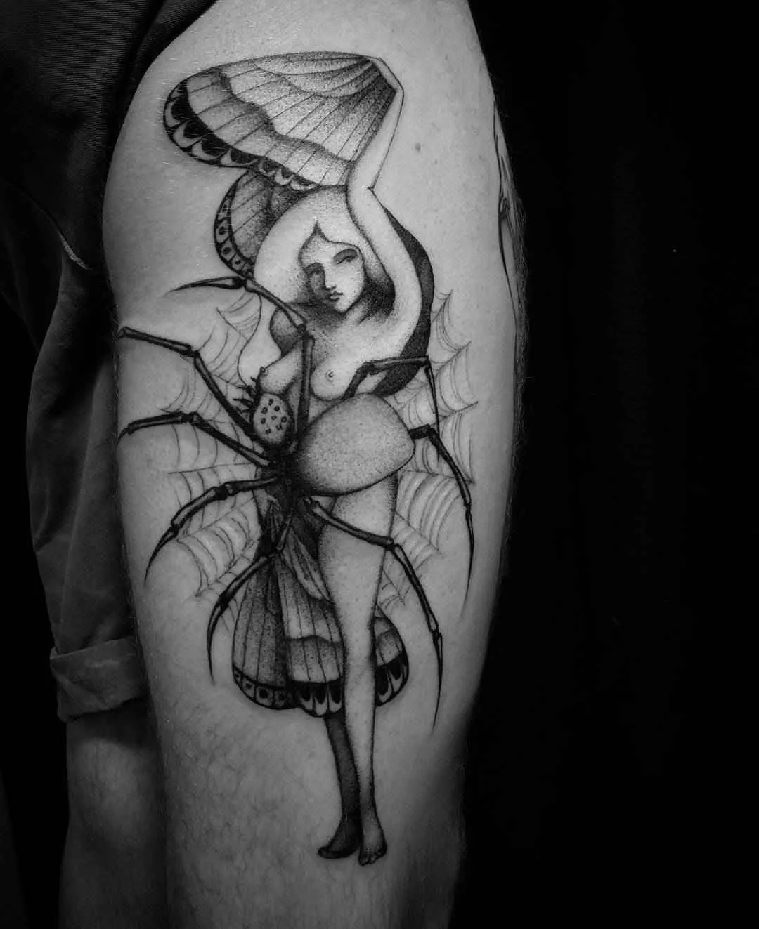 Tattoo artist Talley Matthew, authors black&grey scale tattoo, blackwork | USA