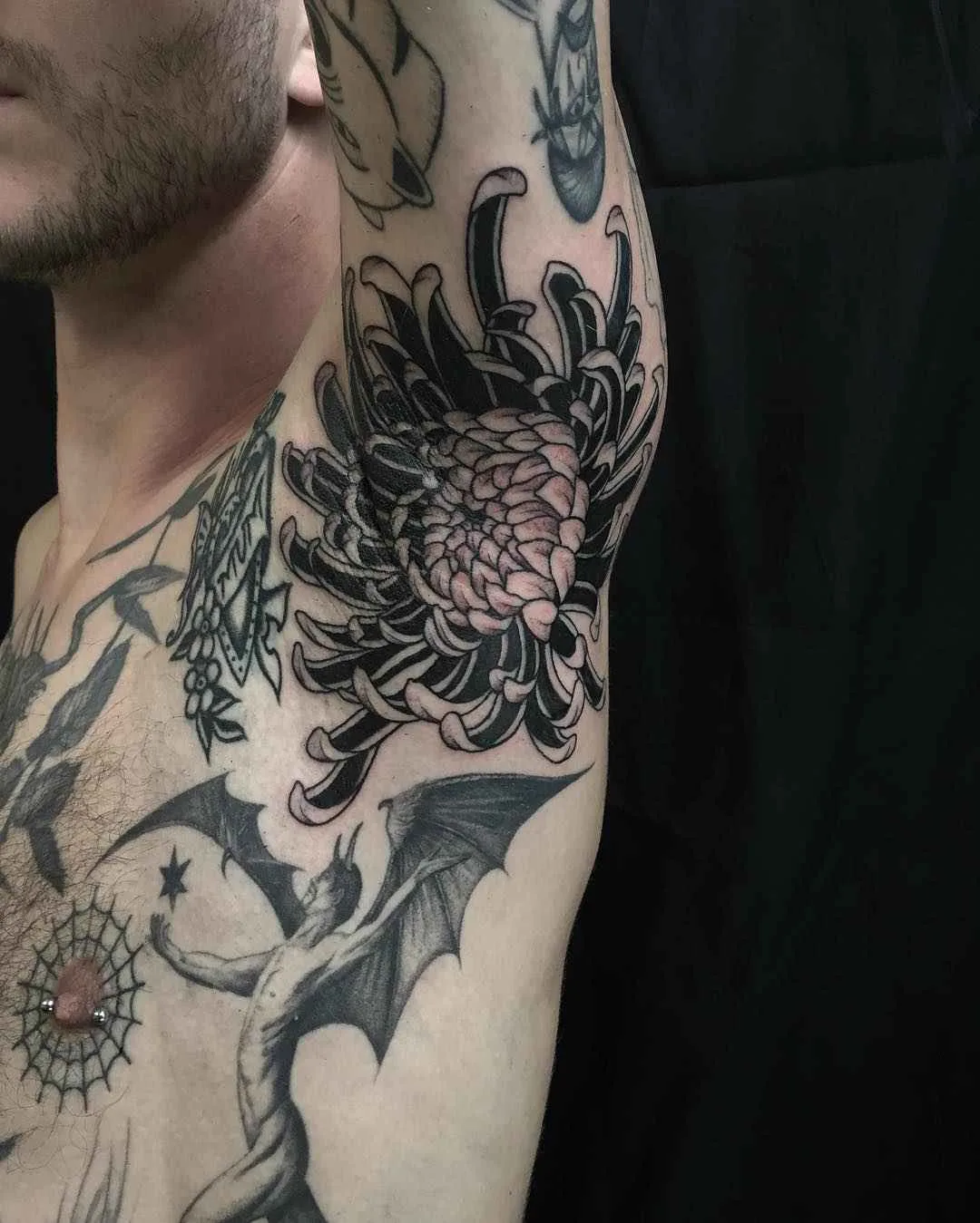 Tattoo artist Richard Warnock , tradition and neo tradition blackwork tattoo | Auckland, New Zealand