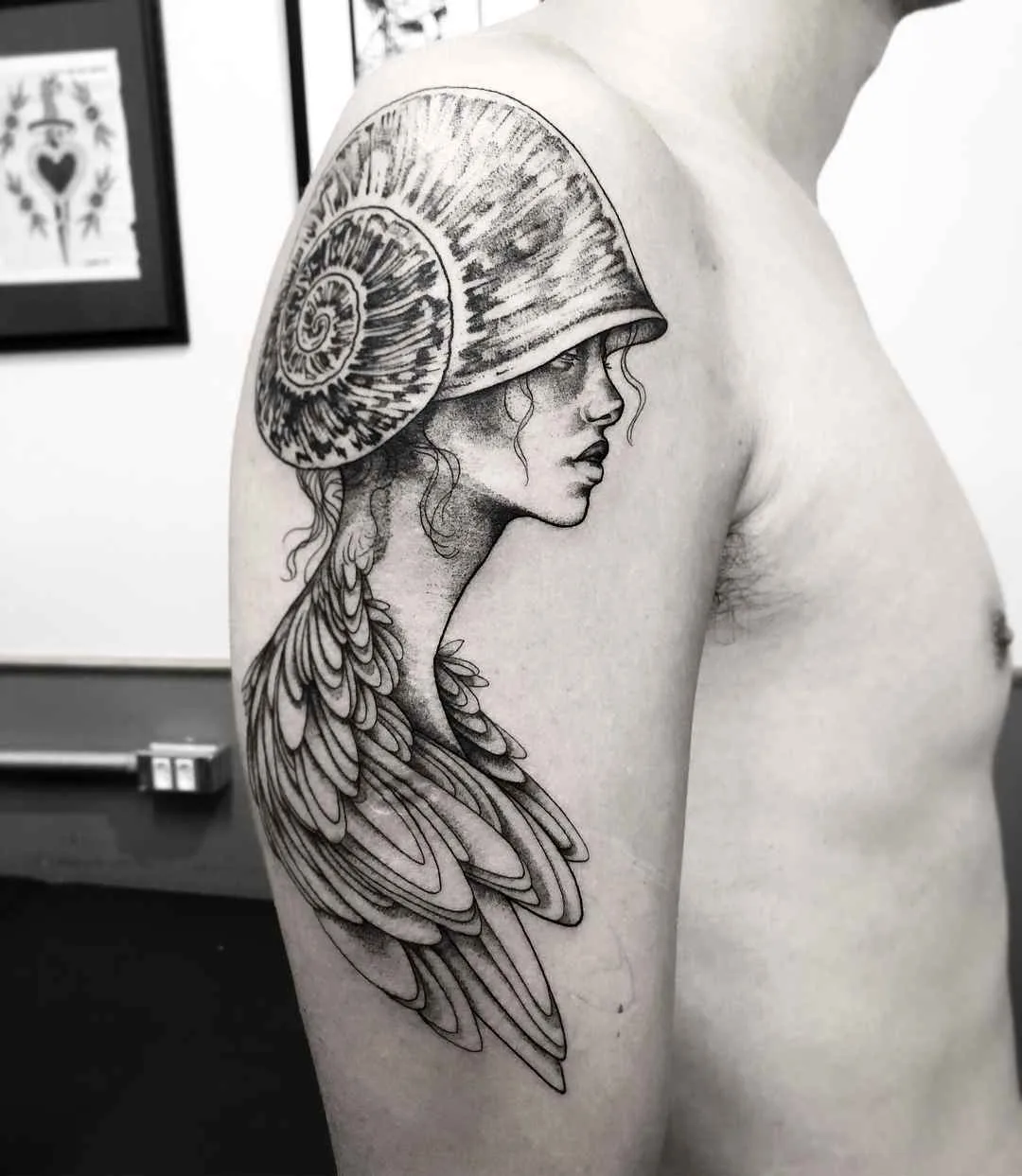 Tatuador(a) Sandra Cunha authors style blackwork tattoo, linework, surrealism | Brasil