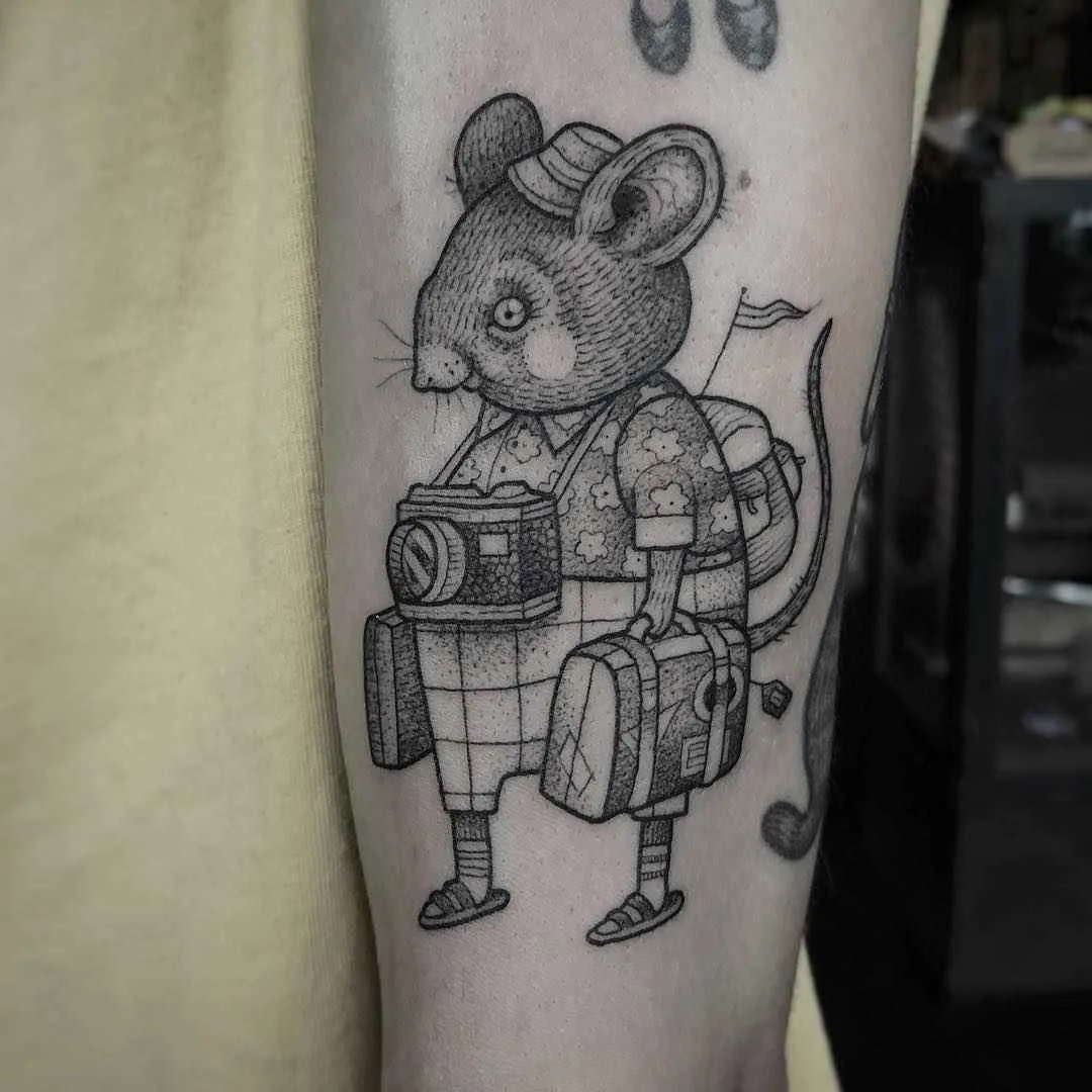 Artista de tatuagem Susanne Suflanda Konig tatuagem ilustrativa gráfica de animais preto e cinza | Alemanha, Reino Unido