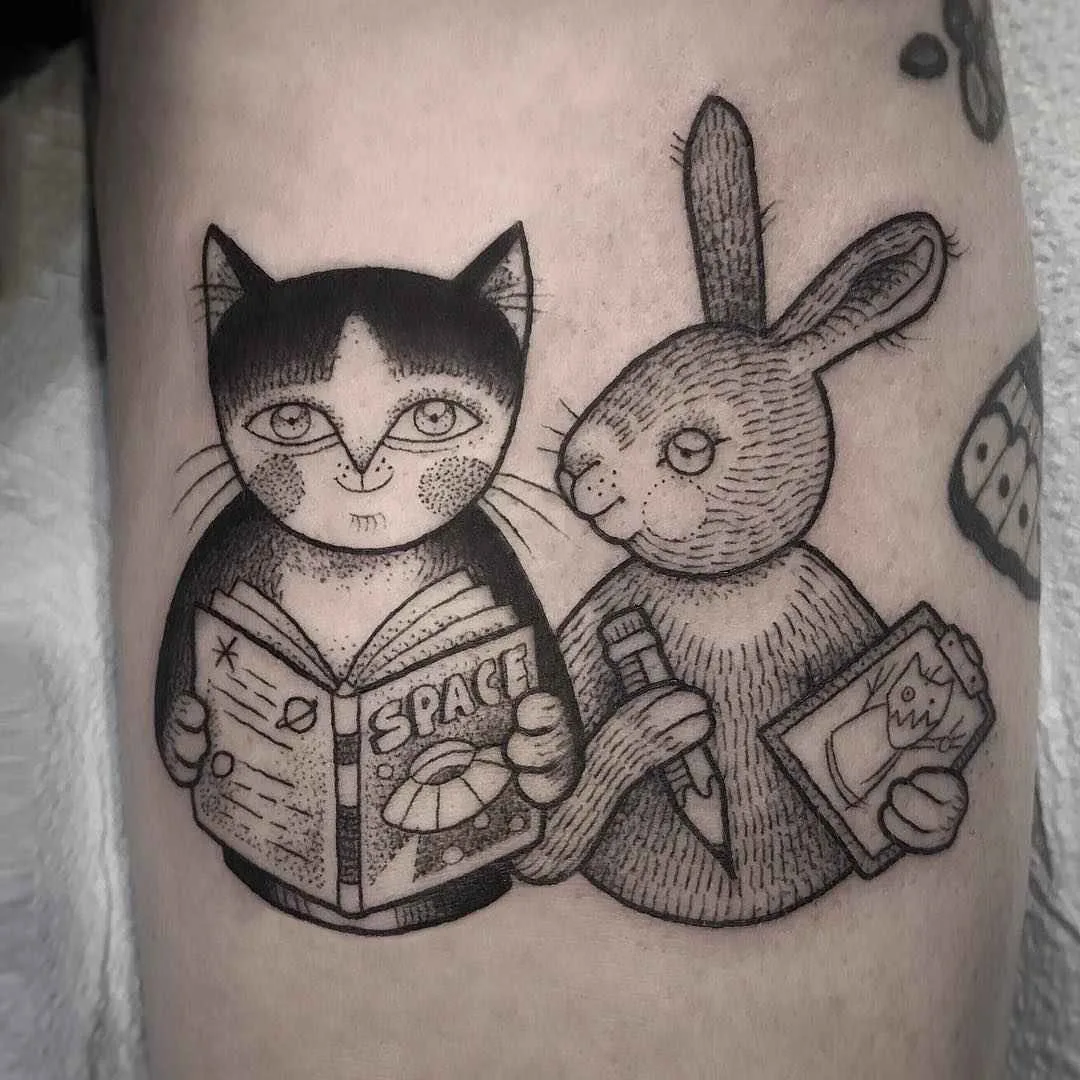 Artista de tatuagem Susanne Suflanda Konig tatuagem ilustrativa gráfica de animais preto e cinza | Alemanha, Reino Unido