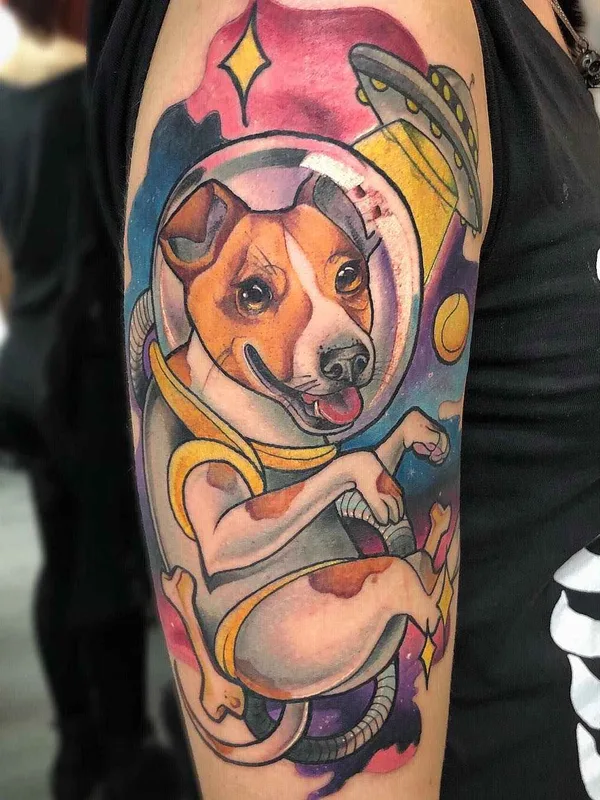 color new school Tatuaggio su upper arm #19697 | Tatuatore Raquel Escudero