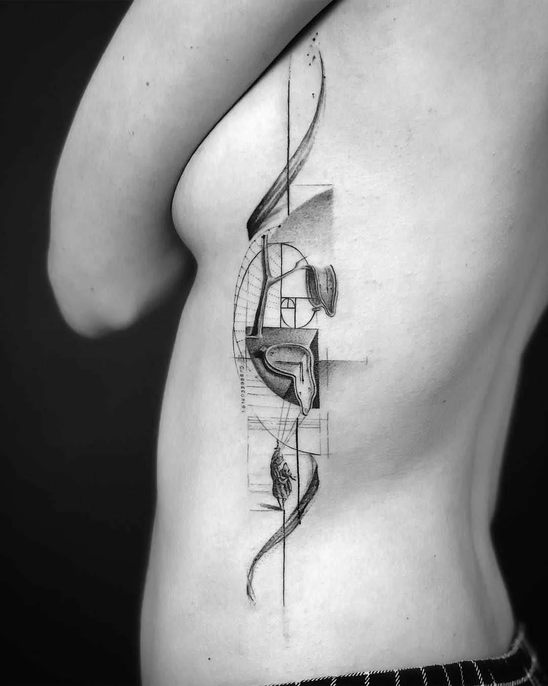 Artista de tattoo John Monteiro, cria tattoo abstrato preto e branco gráfico | Brasil