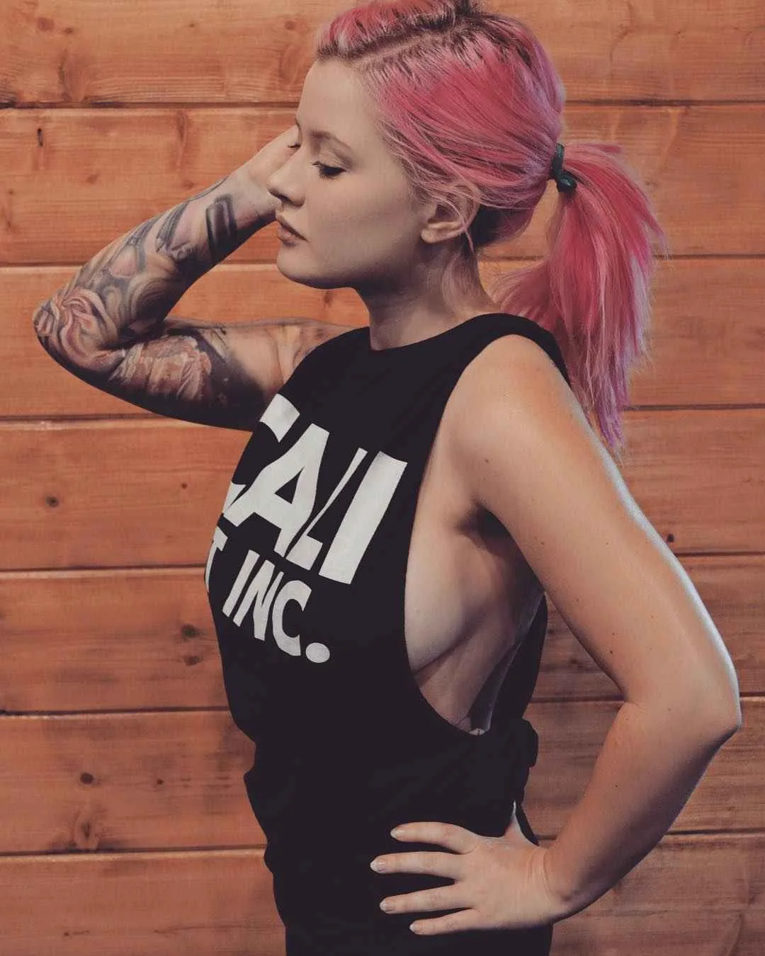 Modello tatuato Kelly Eden, modello alternativo, ragazza tatuata | USA