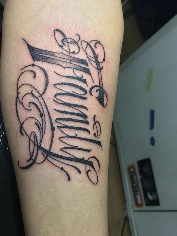 black lettering 纹身 在 forearm #19042 | 纹身师 Manolache Danut