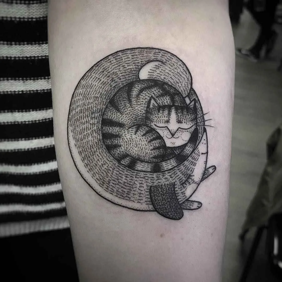 Artista de tatuagem Susanne Suflanda Konig tatuagem ilustrativa gráfica de animais preto e cinza | Alemanha, Reino Unido
