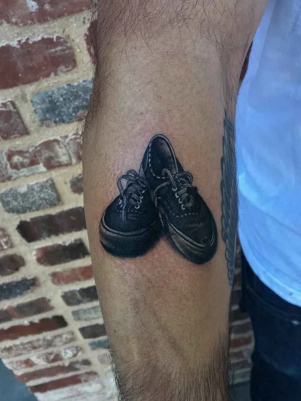 black and grey realism 타투 부위 forearm #20150 | 타투이스트 Dan Smith