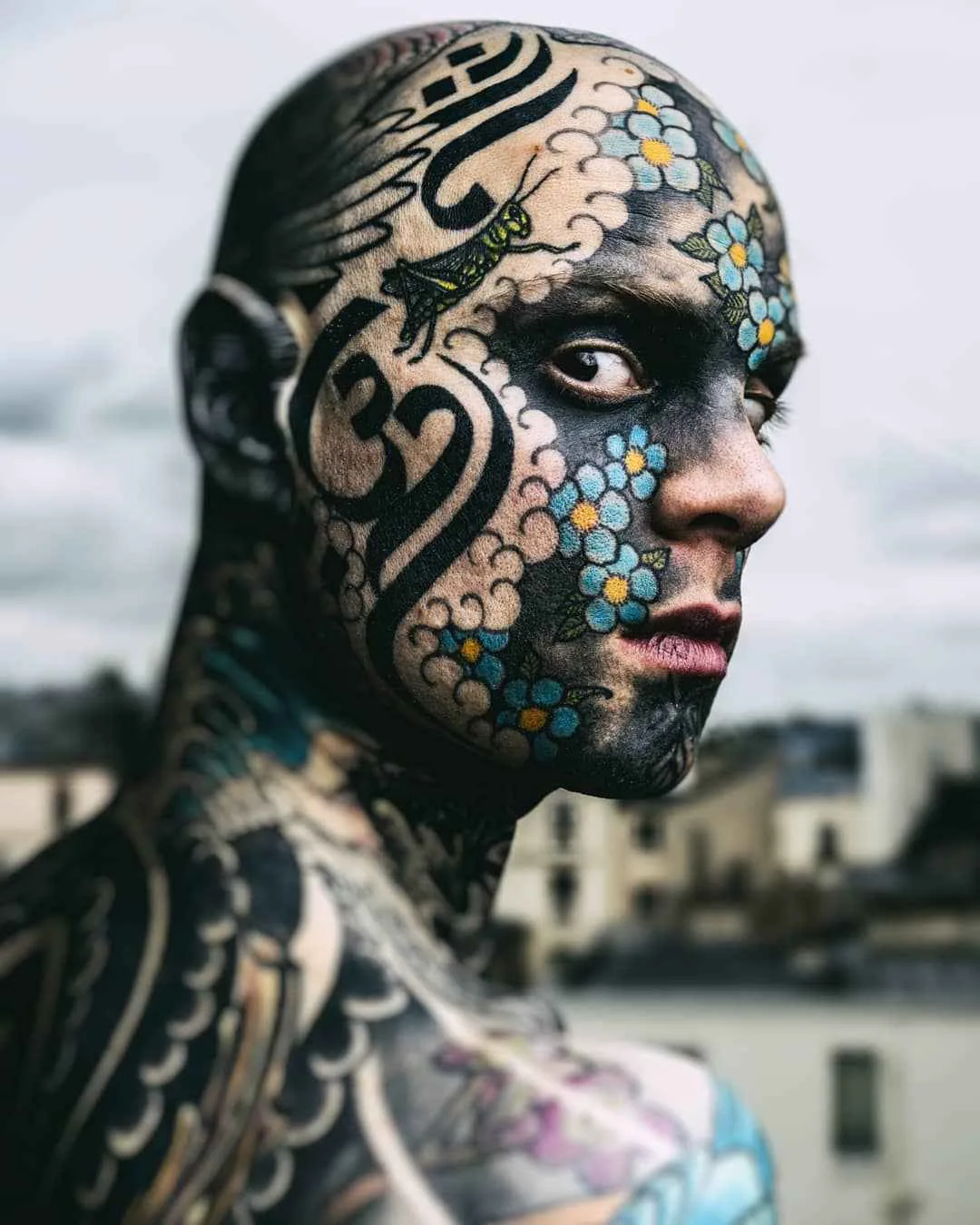 Modello di tatuaggio Sylvain Hélaine, modello di fitness alternativo maschile, uomini tatuati | Francia  