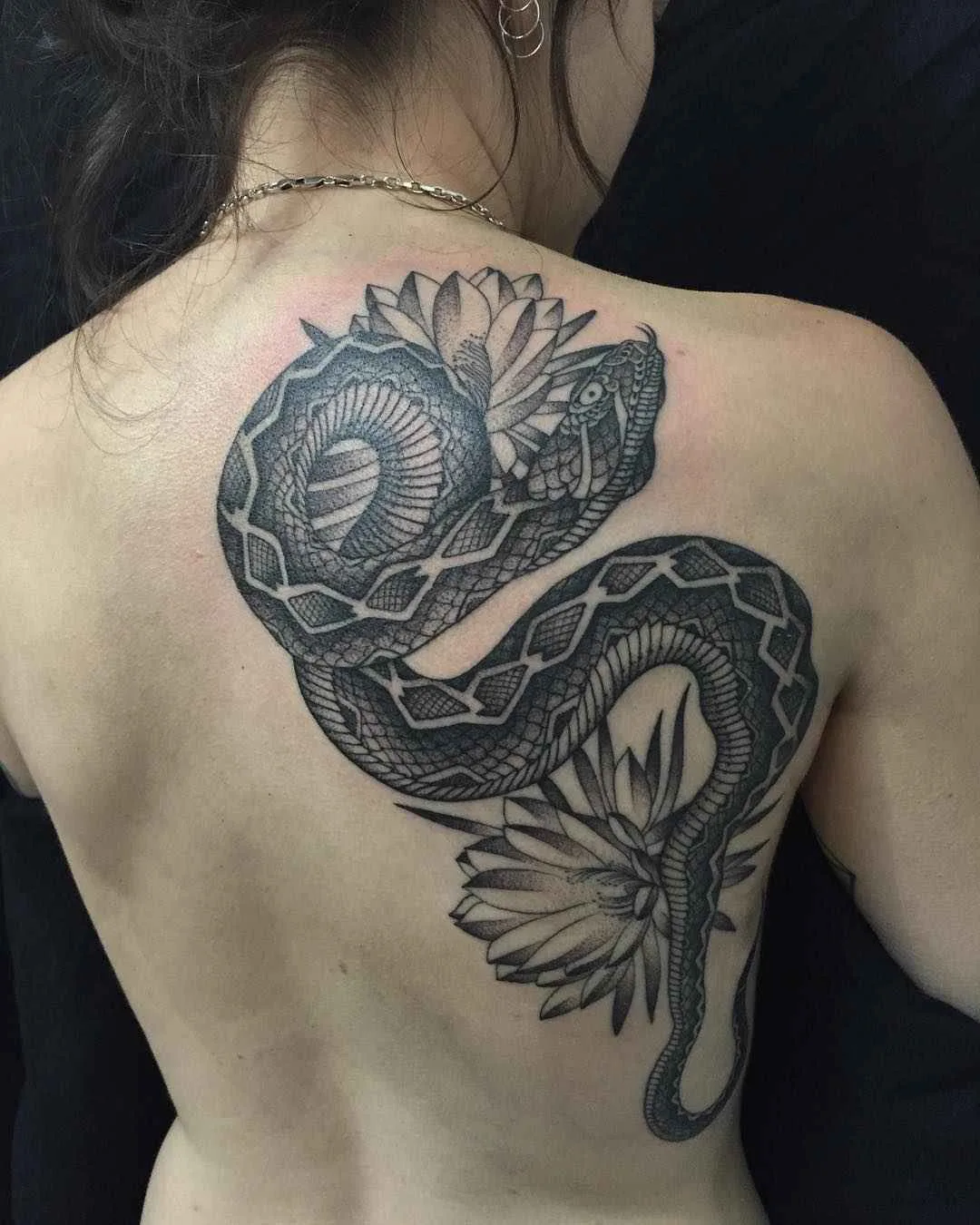 Tattoo artist Richard Warnock , tradition and neo tradition blackwork tattoo | Auckland, New Zealand