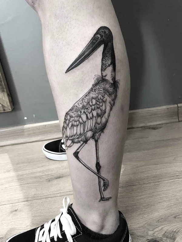 black and grey blackwork tattoo auf calf #19092 | Tätowierer Sandra Cunha