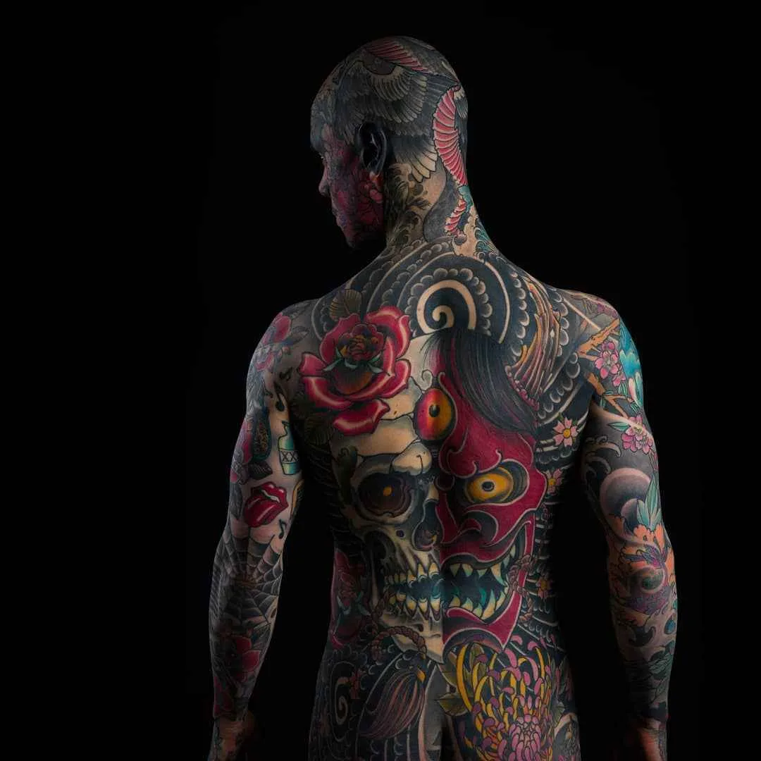 Modello di tatuaggio Sylvain Hélaine, modello di fitness alternativo maschile, uomini tatuati | Francia  