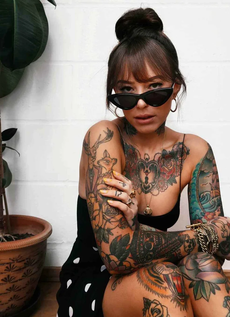 Tattooed model and fashion blogger Sammi Jefcoate