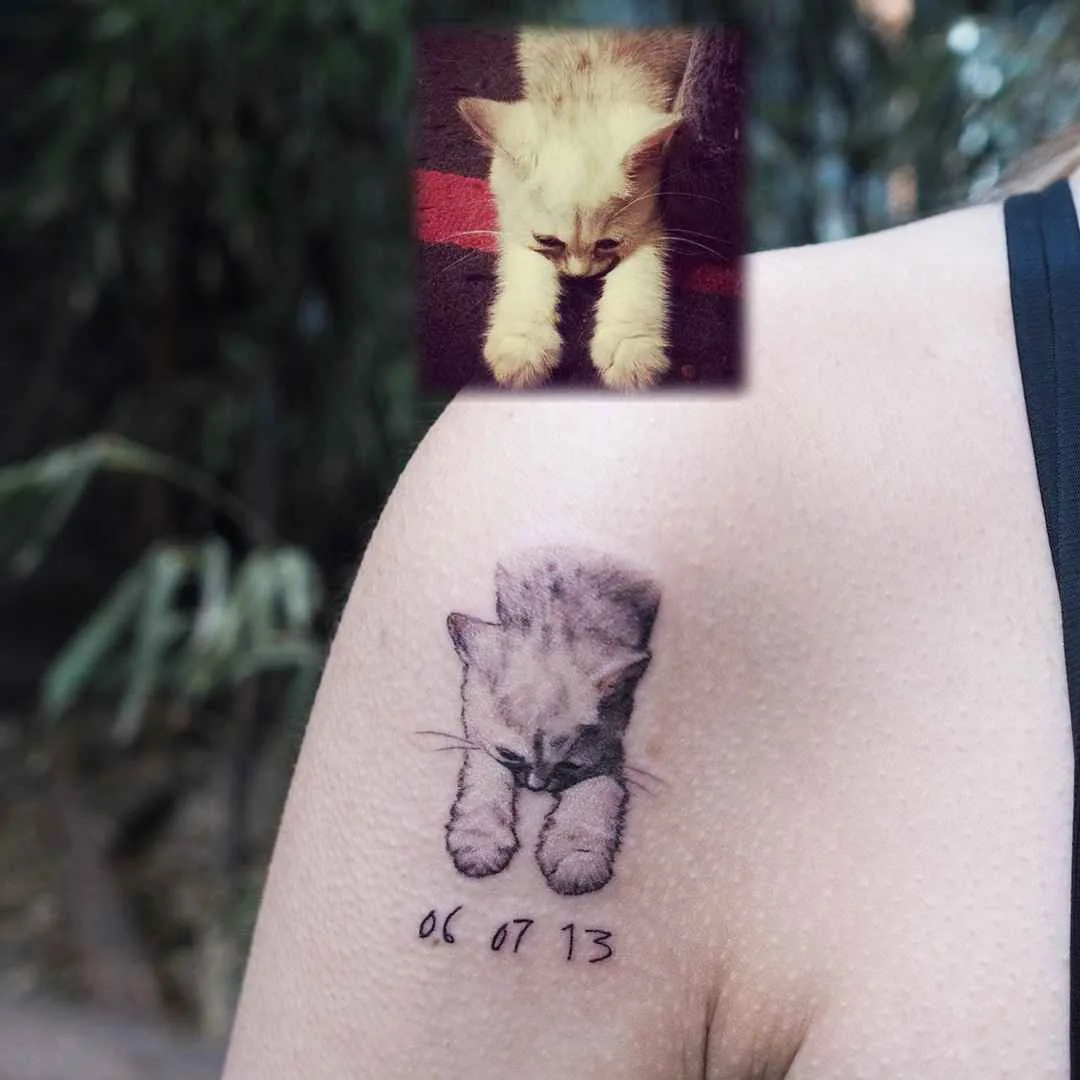 Tattoo artist Yammy, color and black and grey minimalistic pets tattoo | Seoul, Korea