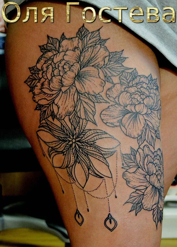 Лайнворк Flower, Leaf tattoo на Thigh