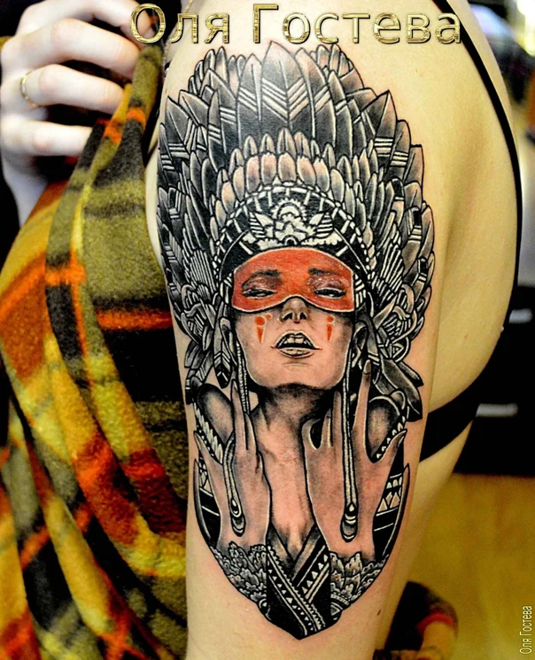 Чёрно-серая Native american, Portrait tattoo на Плечо