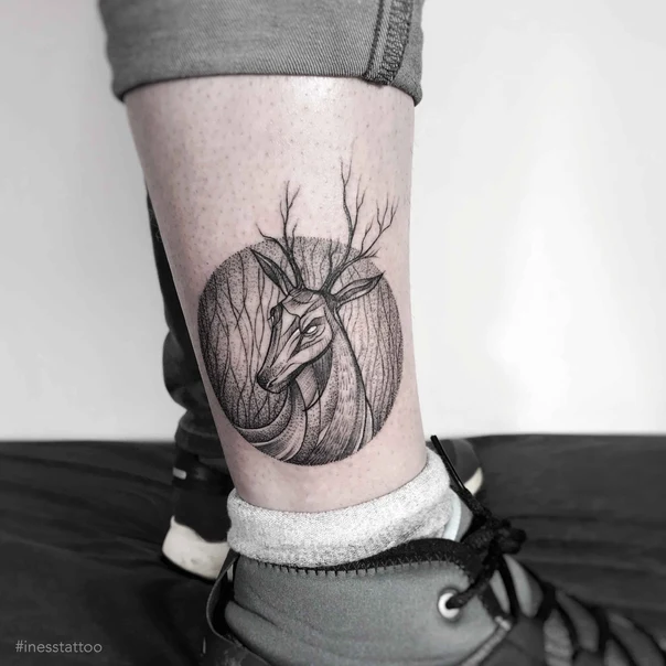 Блэкворк Deer, Nature tattoo на Лодыжка