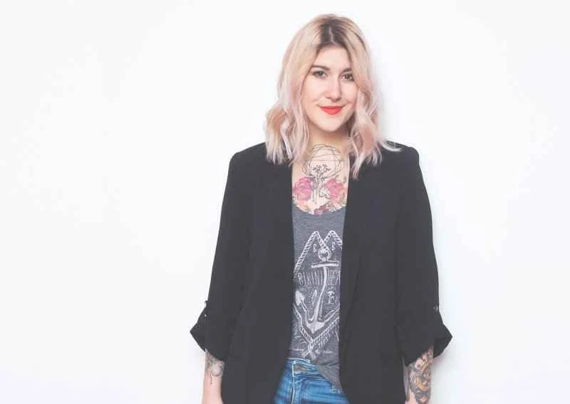 Tatuaggio astratto a acquarello di Jules Boho
