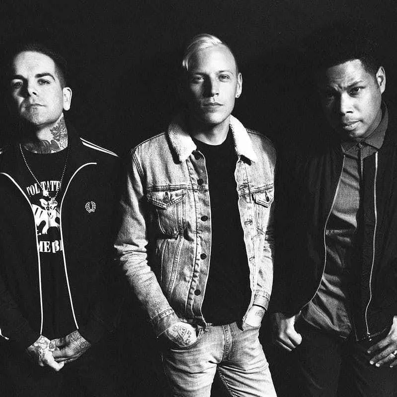Tattoo master and musician Dan Smith, punk band SHARP / SHOCK | USA, England, New Zealand