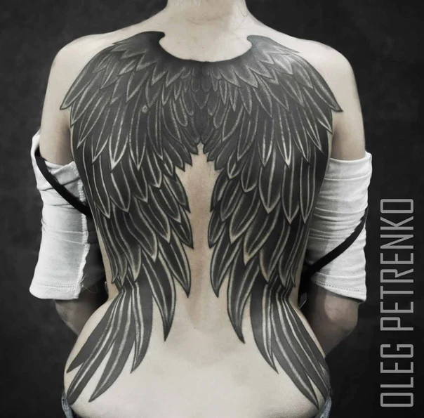 Блэкворк Wings tattoo на Спина (полная)